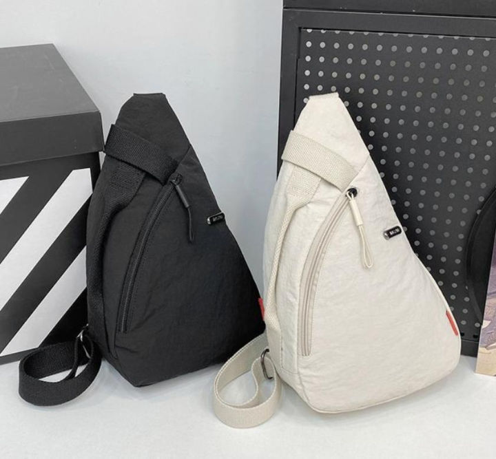 (Preorder)%20Chest%20bag,%20front%20bag%20for%20men%20and%20women,%20large%20capacity,%20casual%20and%20versatile,%20new%20sports%20waist%20bag,%20shoulder%20bag.%20-%20Image%203