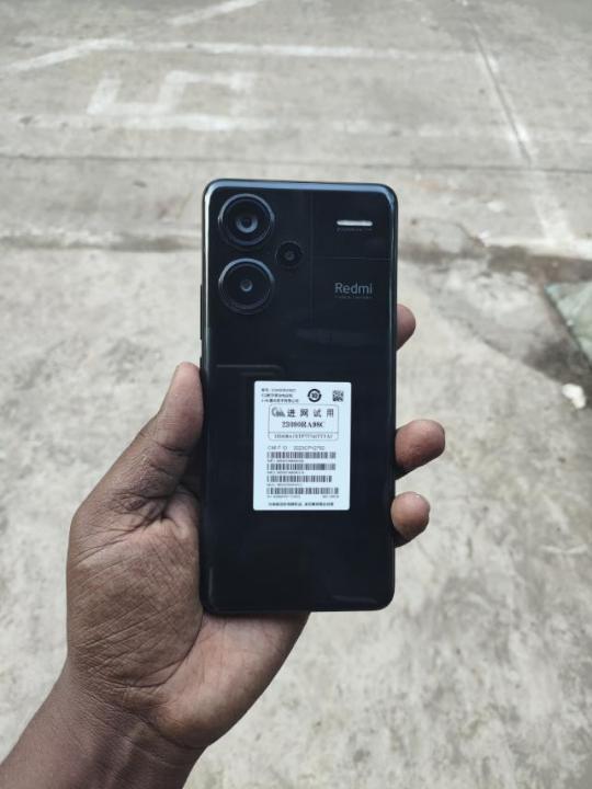Redmi%20Note13pro%20plus%20-%20Image%202