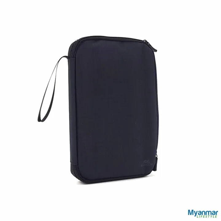 Organizer%20Case%20%E2%80%93%20Rivacase%20-%20Image%205