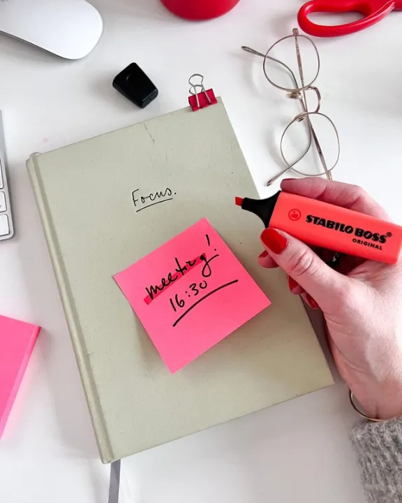 STABILO%20Boss%20Original%20Fluorescent/%20Pastel%20Highlighter%20-%20Image%206
