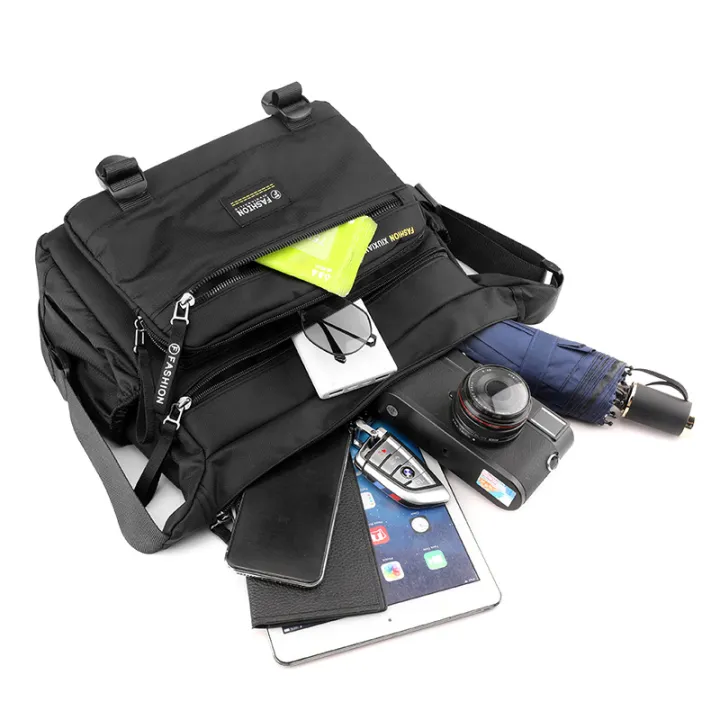 Men%20Shoulder%20Bag%20Multi-layer%20Large-capacity%20Nylon%20Messenger%20Bags%20Fashion%20Versatile%20Casual%20Lightweight%20Bag%20-%20Image%209