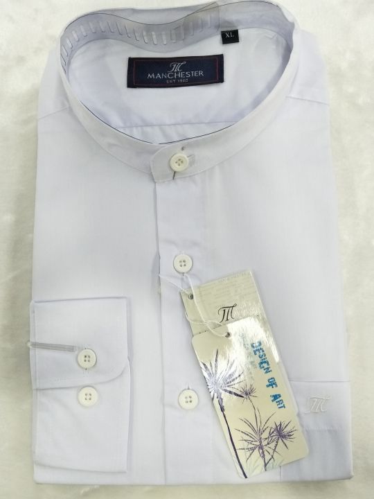 MANCHESTER လည်ကတုံးလက်ရှည် - Elevate Your Wardrobe with City-inspired Style and Impeccable Craftsmanship