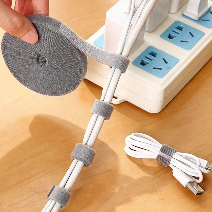 Velcro%20tape%20for%20fastening%20wires,%20charging%20cables,%20headphone%20cables,%20cable%20ties.%20-%20Image%204