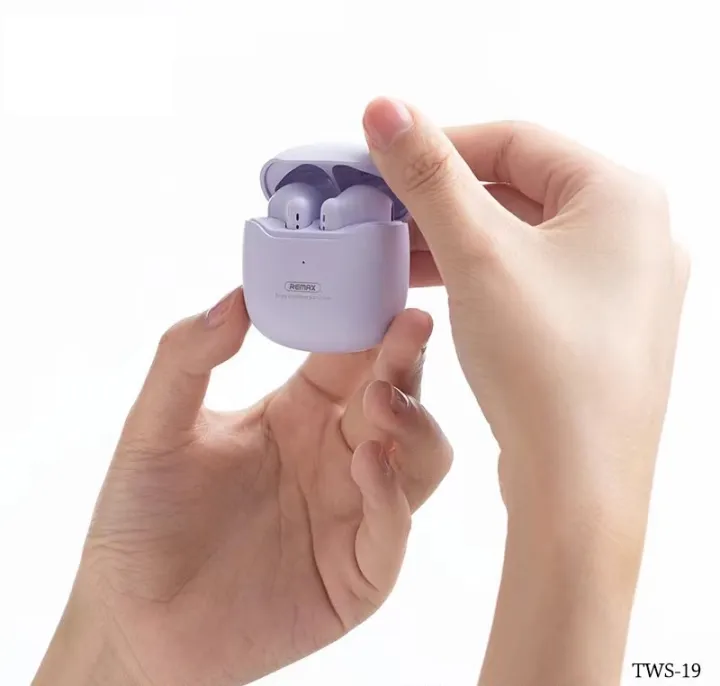 Remax%20-%20TWS-19%20Marshmallow%20Series%20Wireless%20Bluetooth%20Earbuds%20-%20Image%206