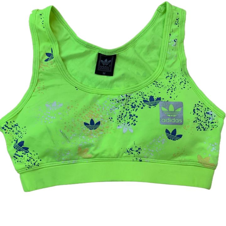 Adidas M Size အမျိုးသမီးဝတ် အားကစားဝတ်အင်္ကျီ used အသန့် Adidas Sport Bra Preloved in good condition