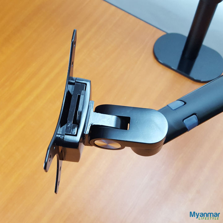 UP%20Dual%20Monitor%20Table%20Mount%20-%20Image%208