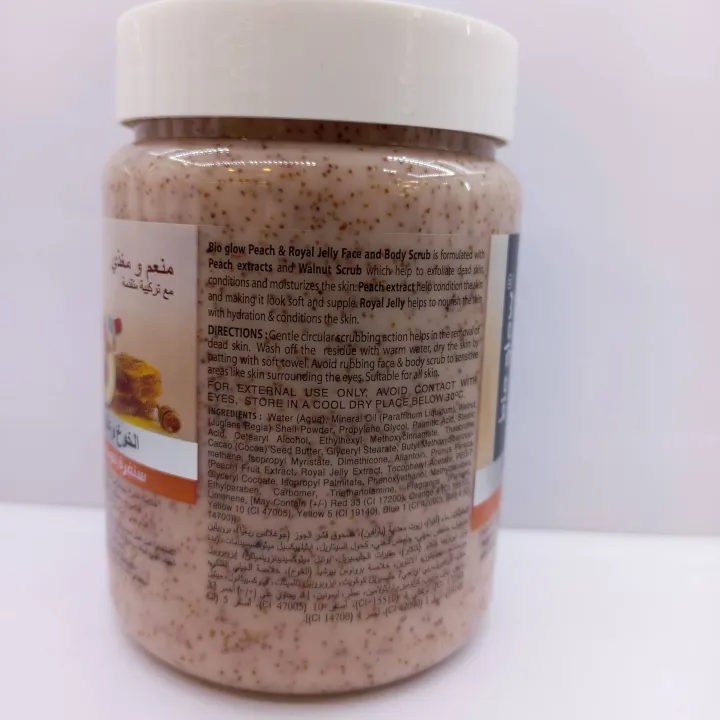 Bio%20Glow%20Face%20and%20Body%20Scrub%20Peach%20&%20Royal%20Jelly%20-500ml%20-%20Image%203