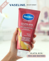 Vaseline Gluta-Hya PRO-AGE RESTORE Serum Burst Lotion 300ml. 
