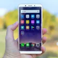 OPPO F5 Popular Beauty Camera Phone Dual 4G (4GB+32GB). 