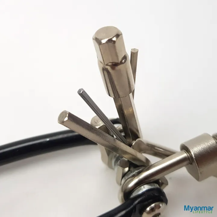 Rescue%20Bike%20Multi-Tool%20(11%20tools%20in%201)%20%E2%80%93%20West%20Biking%20-%20Image%206