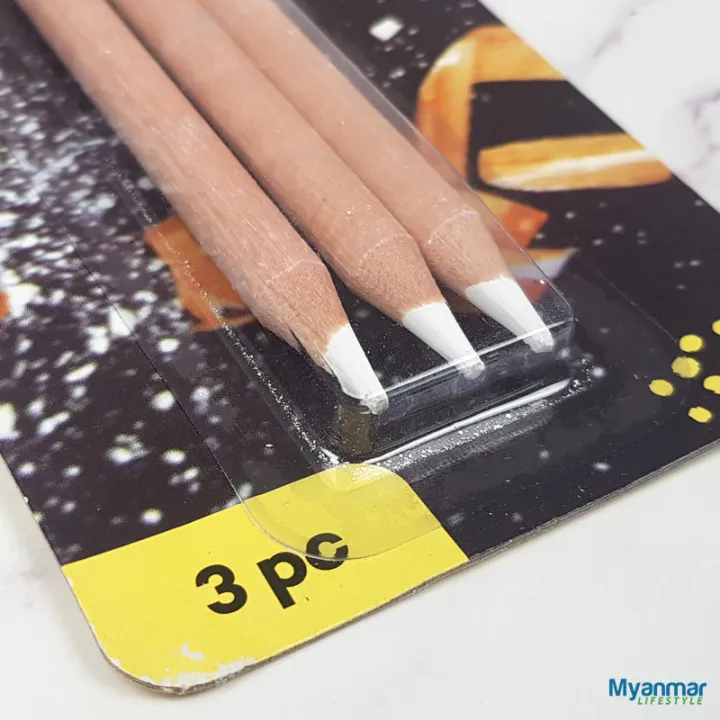 White%20Charcoal%20Pencils%20-%203pc%20-%20Mont%20Marte%20-%20Image%202