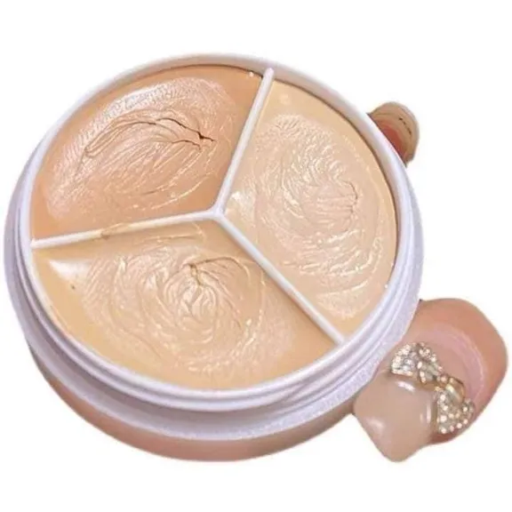 Sweet%20mint%20concealer%20-%20Image%202