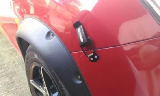 Black%20Universal%20Car%20Bumper%20Clip%20Lock%20Clip%20Kit%20for%20Racing%20Car,%20Truck%20(Large,%209cm%20*%202.5cm)%202%20pcs%20-%20Image%204