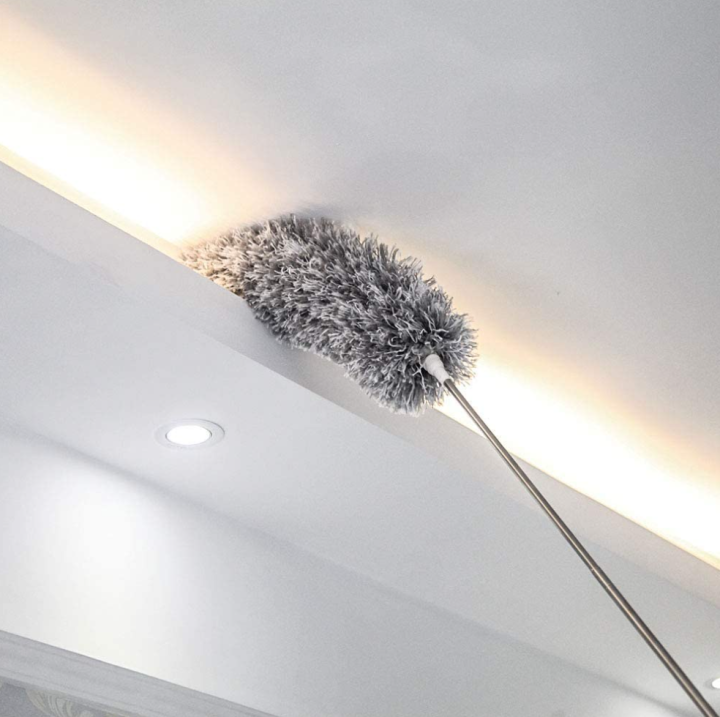 Cleaning%20Dusting%20Duster%20with%20Extendable%20Handle%20-%20Image%203