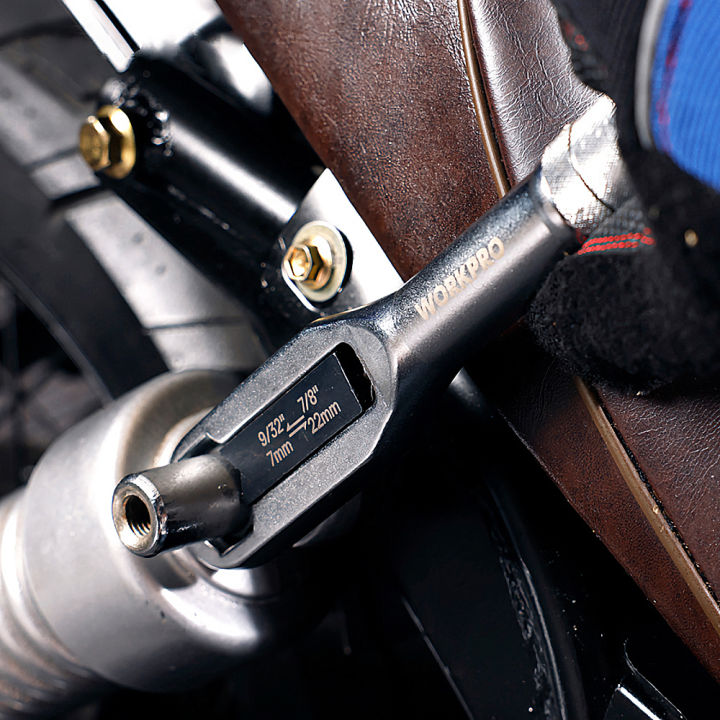 (Preorder)%20%20WORKPRO%20Universal%20Adjustable%20Wrench%20Model%20WP272015%20-%20Image%206
