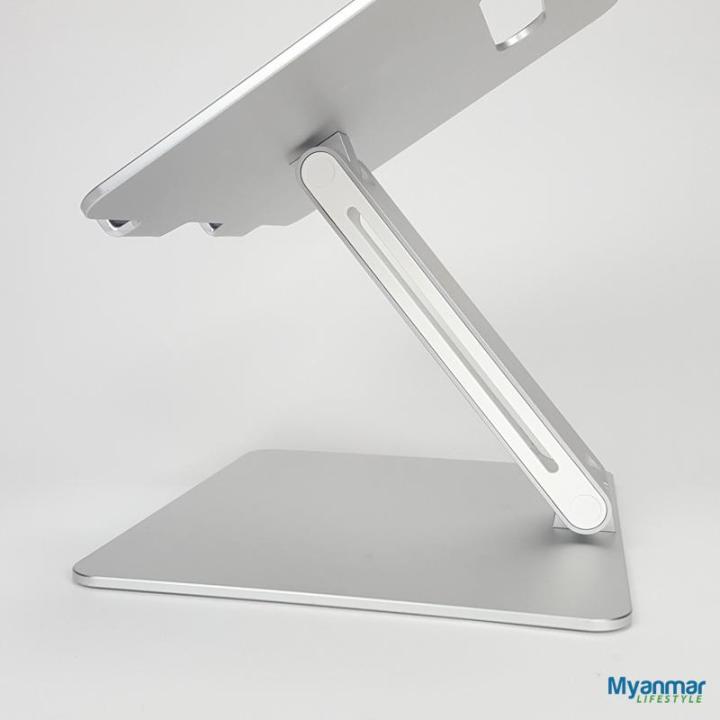 Height%20Adjustable%20Laptop%20Stand%20-%20UPERGO%20-%20Image%207