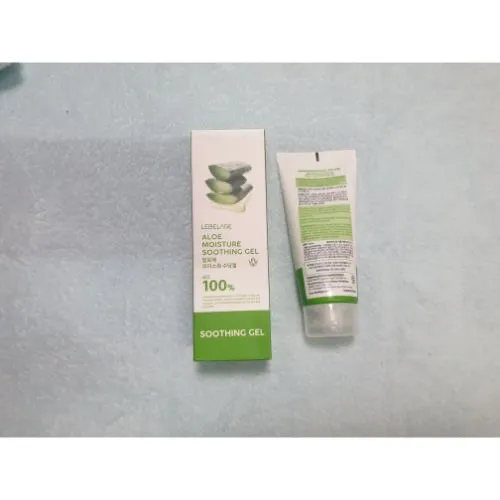 Lebelage%20Moisture%20Soothing%20Gel%20(100ml)%20-%20Image%207