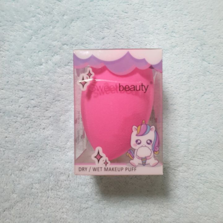 Make up sponge / မိတ်ကပ်ဖော့(1pc)