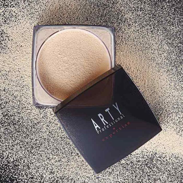 Arty Translucent Loose Powder 18g. C2