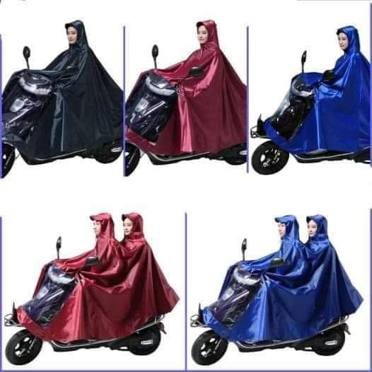 2 ယောက်ဝတ် ဆိုင်ကယ်မိုးကာ