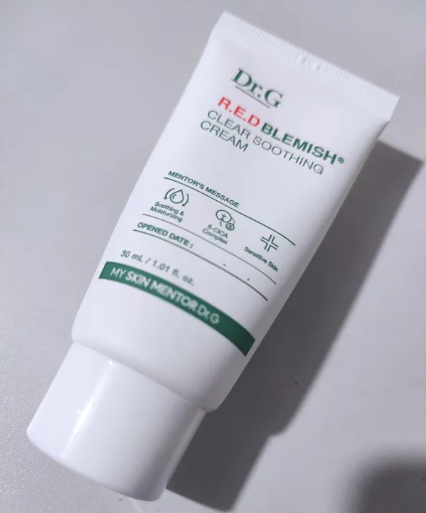Dr.G%20Red%20Blemish%20Clear%20Soothing%20Cream%2030ml%20-%20Image%203
