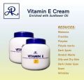 AR Vitamin E Moisturizing Cream Enriched With Sunflower Oil 200ml. 