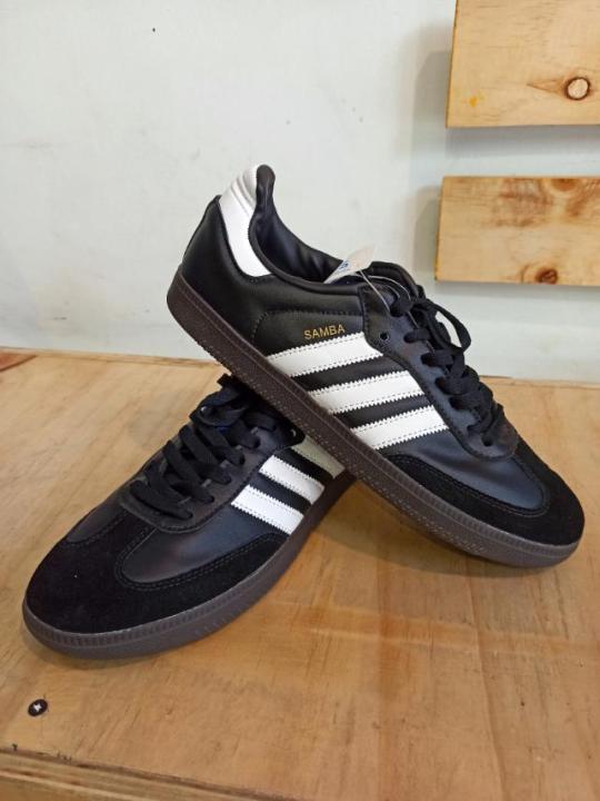 Shoes (Adidas Samba)