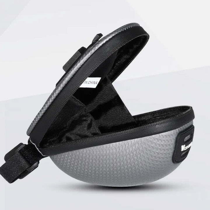 Water-Resistant%20Hard-Shell%20Saddle%20Bag%20%E2%80%93%20West%20Biking%20-%20Image%203