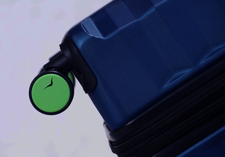 Fortitude%20Dark%20Blue%20Jasmine%20Green%20Highlight%20(Large)%20Prolite%20it%20Luggage%20-%20Image%203