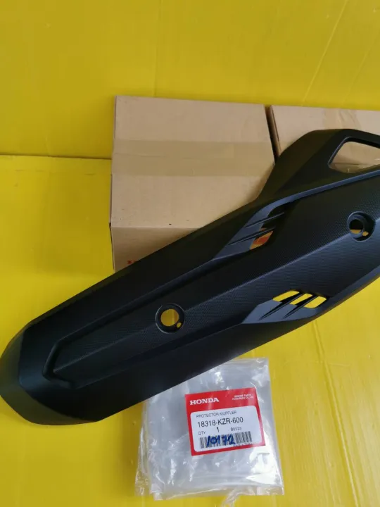 (Preorder)%20Click%20125i%20exhaust%20heat%20shield,%20first-generation%20Click%20125i,%20genuine%20Honda%20parts%20-%20Image%203