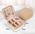 Portable Jewellery Box ခရီးဆောင်ရတနာထည့်ဗူး. 