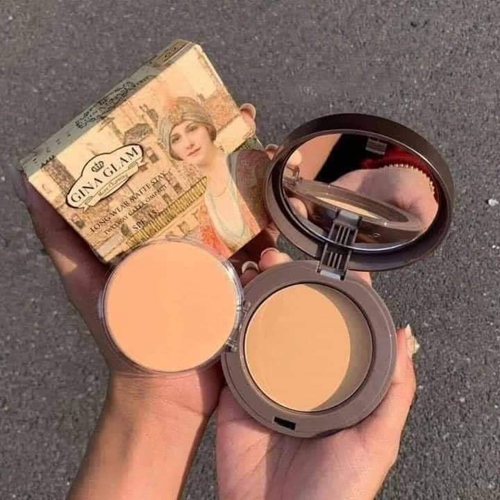 Gina Glam Tow Way Cake