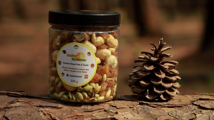 Roasted%20Mixed%20Nuts%20&%20Seeds%20300%20grams%20-%20Image%205
