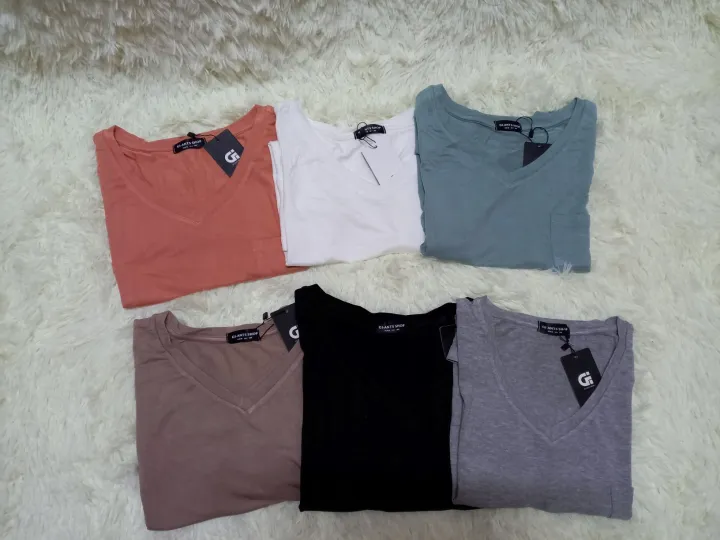 Women%20Gi-Ants%20Basic%20T-shirt%20-%20Image%204