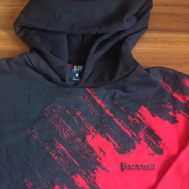 Black%20Squad%20Relaxed-fit%20Pullover%20Hoodie%20for%20Men%20(%20Europe%20export%20outlet%20)%20-%20Image%204