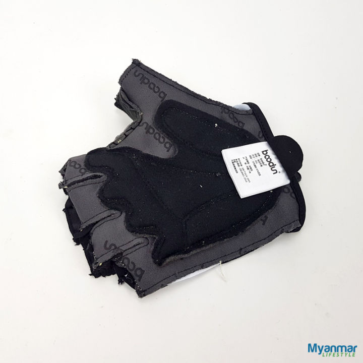 Fingerless%20Padded%20Cycling%20Gloves%20%E2%80%93%20Boodun%20-%20Image%208