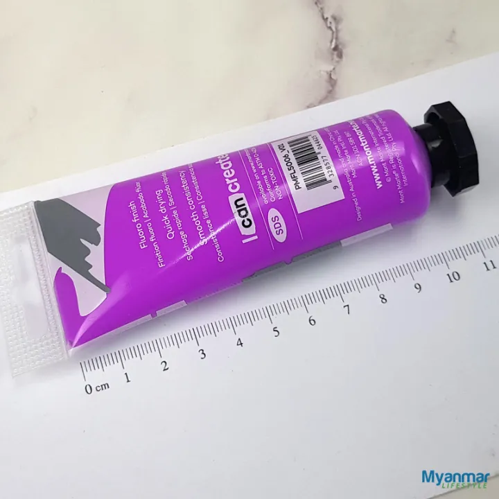Purple%20-%20Fluorescent%20Acrylic%20-%20%2050ml%20-%20Mont%20Marte%20-%20Image%209