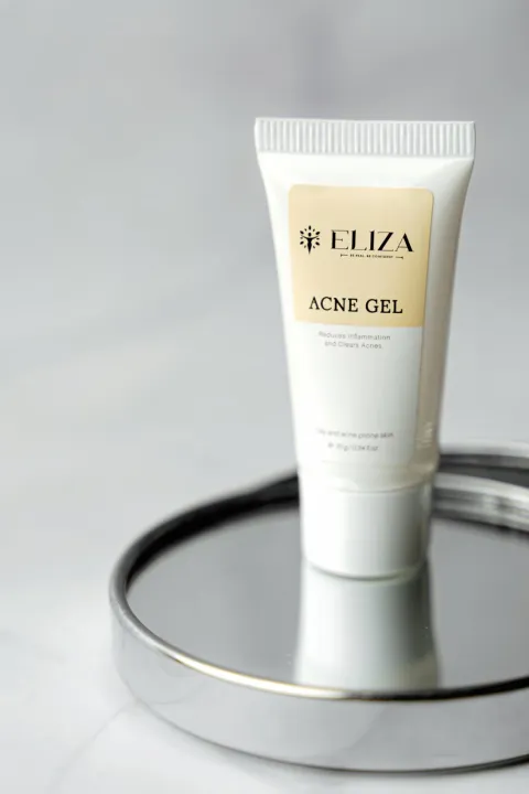 Acne%20Gel%20face%20care%20-%20Image%203