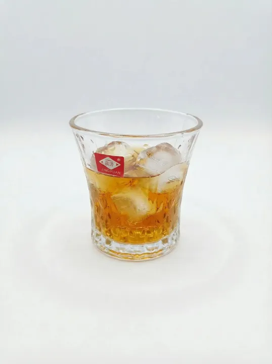 Classic%20Diamond-Cut%20Whiskey%20Glass%20%E2%80%93%20Premium%20Clear%20Glass%20Tumbler%20-%20Image%203