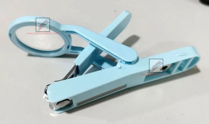 Nail%20Clipper%20with%20Magnifier%20-%20Image%208