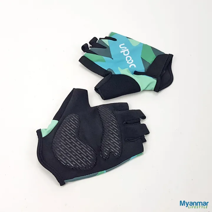Fingerless%20Gel%20Cycling%20Gloves%20%E2%80%93%20Boodun%20-%20Image%204