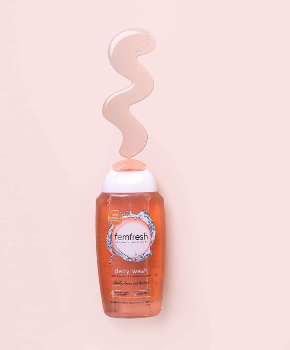 Femfresh%20Daily%20Wash%20(250ml)%20Made%20In%20UK%20-%20Image%202