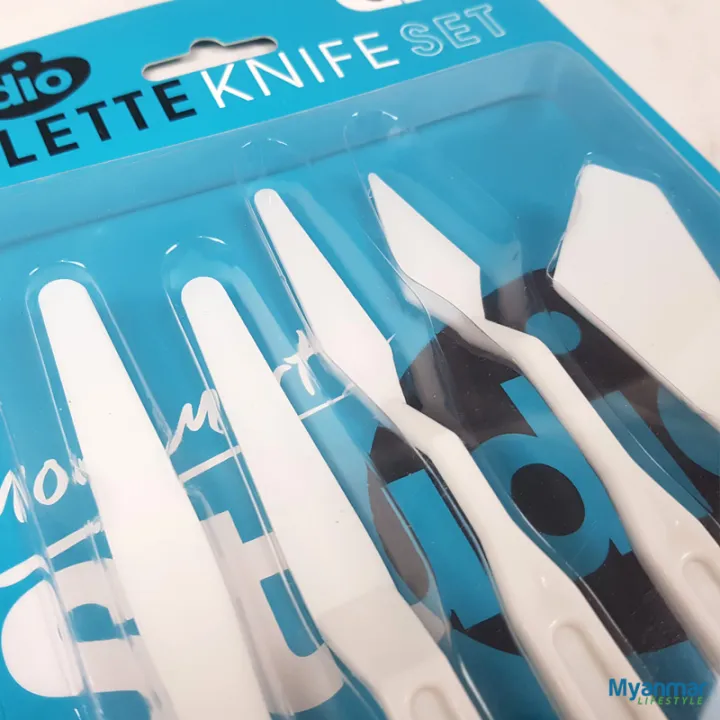 Plastic%20Palette%20Knife%20Set%20-%20Mont%20Marte%20-%20Image%203