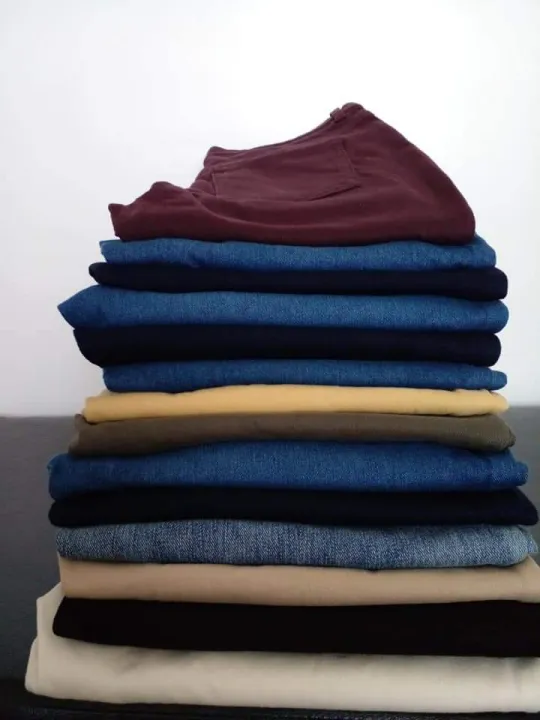 Uniqlo%20leggings%20pants%20(cropped/long%20length)%20-%20Image%203
