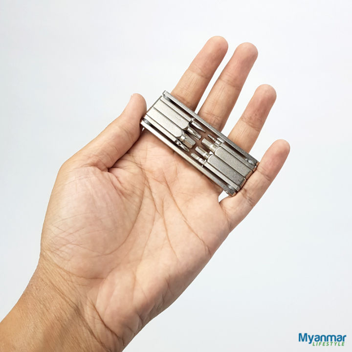 Fold-Up%20Mini%208%20in%201%20Multi-Tool%20%E2%80%93%20Toopre%20-%20Image%203