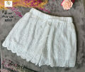 စီးကွင့်ဘောင်းဘီတို stylish sequined short pants: a fashion-forward statement piece, blending glamour and comfort. 
