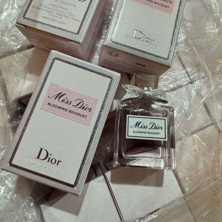(Preorder)%C2%A0DIOR%20Miss%20Dior%20Blooming%20Bouquet%205ml.%20Dior%20Blooming%20Bouquet,%20new%20cloth%20bow%20package%20-%20Image%203
