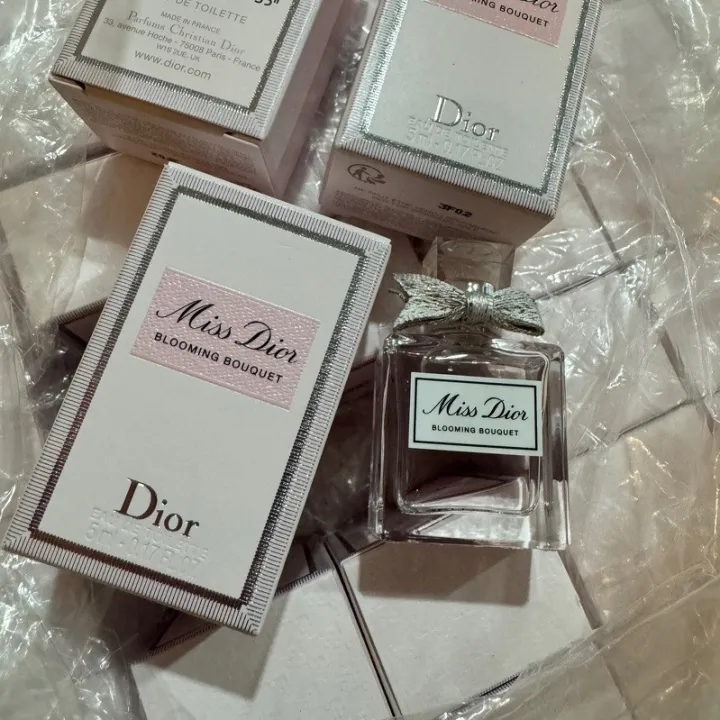 (Preorder)%C2%A0DIOR%20Miss%20Dior%20Blooming%20Bouquet%205ml.%20Dior%20Blooming%20Bouquet,%20new%20cloth%20bow%20package%20-%20Image%203