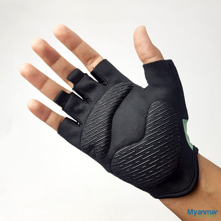 Fingerless%20Gel%20Cycling%20Gloves%20%E2%80%93%20Boodun%20-%20Image%203