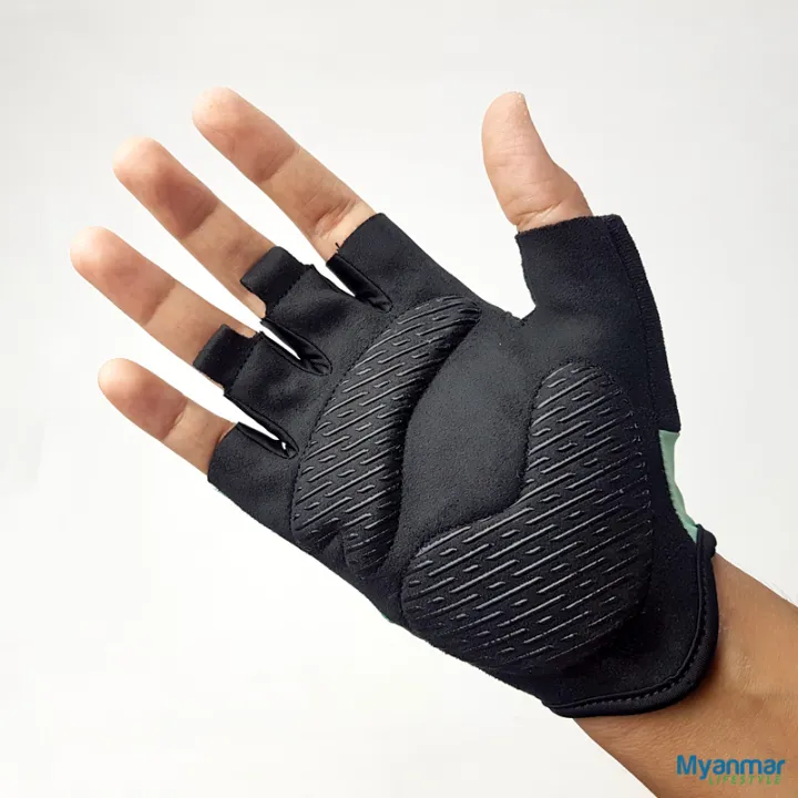 Fingerless%20Gel%20Cycling%20Gloves%20%E2%80%93%20Boodun%20-%20Image%203